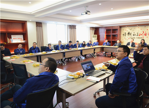 深学细悟转达头脑实力 ——w66利来集团党总支开展学习十九大精神 -栏目内容详细页-公司新闻