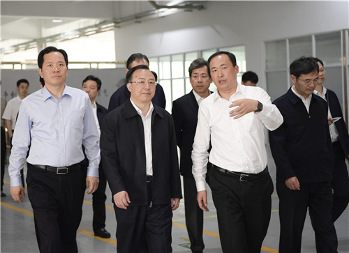 江苏省省长吴政隆莅临w66利来集团走访调研-栏目内容详细页-公司新闻