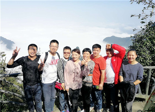 w66利来集团2016年度先进员工张家界之旅-栏目内容详细页-公司新闻