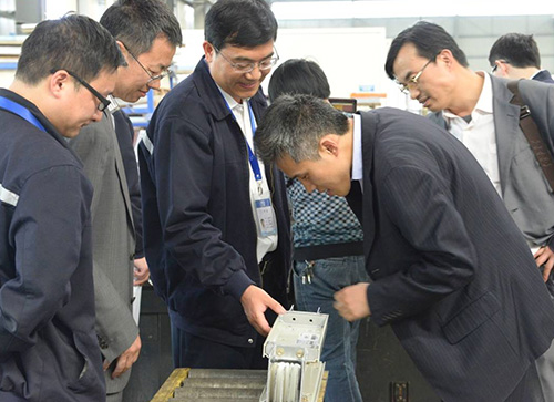 万达客户来我公司考察-栏目内容详细页-公司新闻